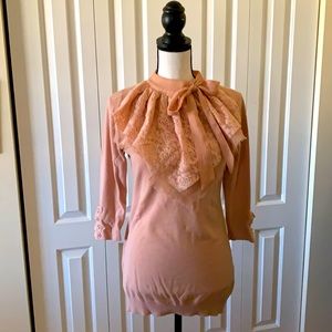 Romantic sweater in light pink